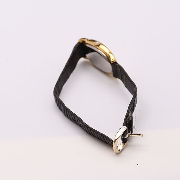 セイコー ノイエ 1F21-5B70 QZ シルバー文字盤 ラウンド