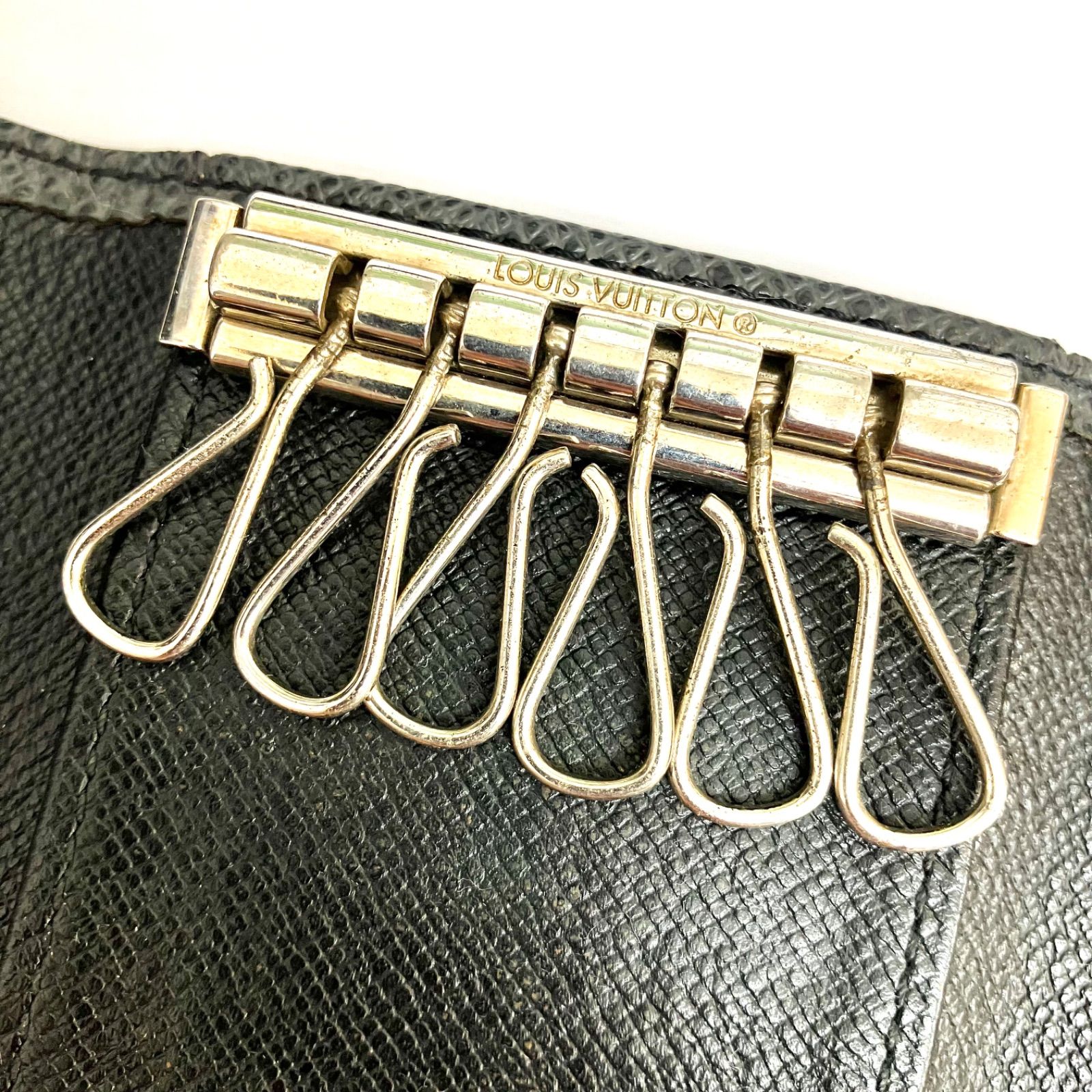 美品です⭐️ LOUIS VUITTON】 ルイヴィトン 6連 タイガ アルドワーズ
