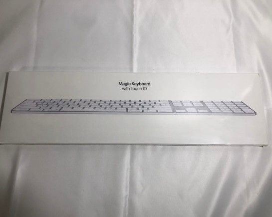 Apple Magic Keyboard with Touch ID A2520