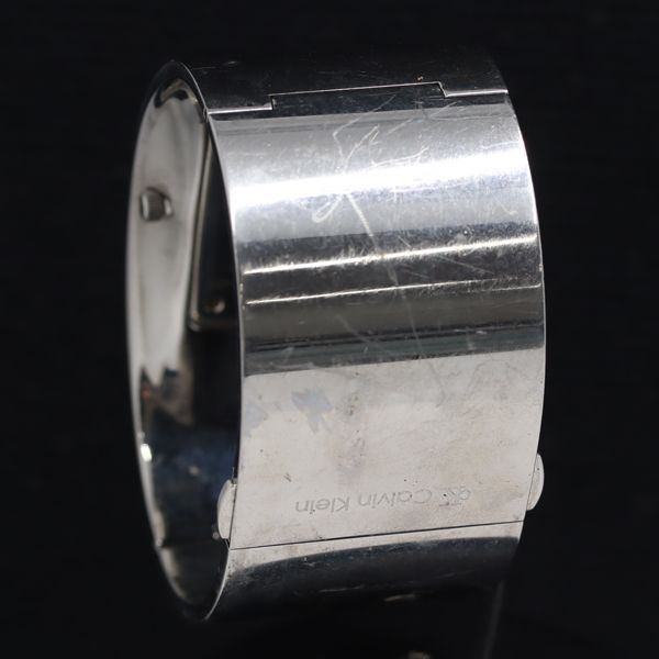 稼動 カルバンクライン K34233 L QZ 黒文字盤 バングルウォッチ 