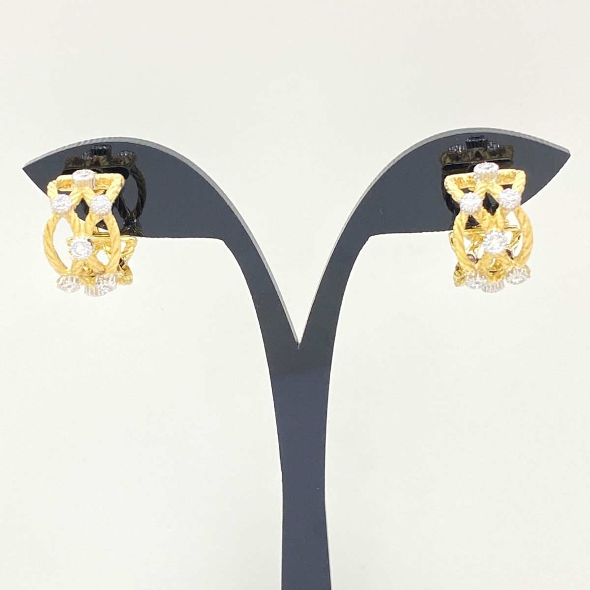 ブチェラッティ BUCCELLATI メレダイヤ デザインイヤリング YG  