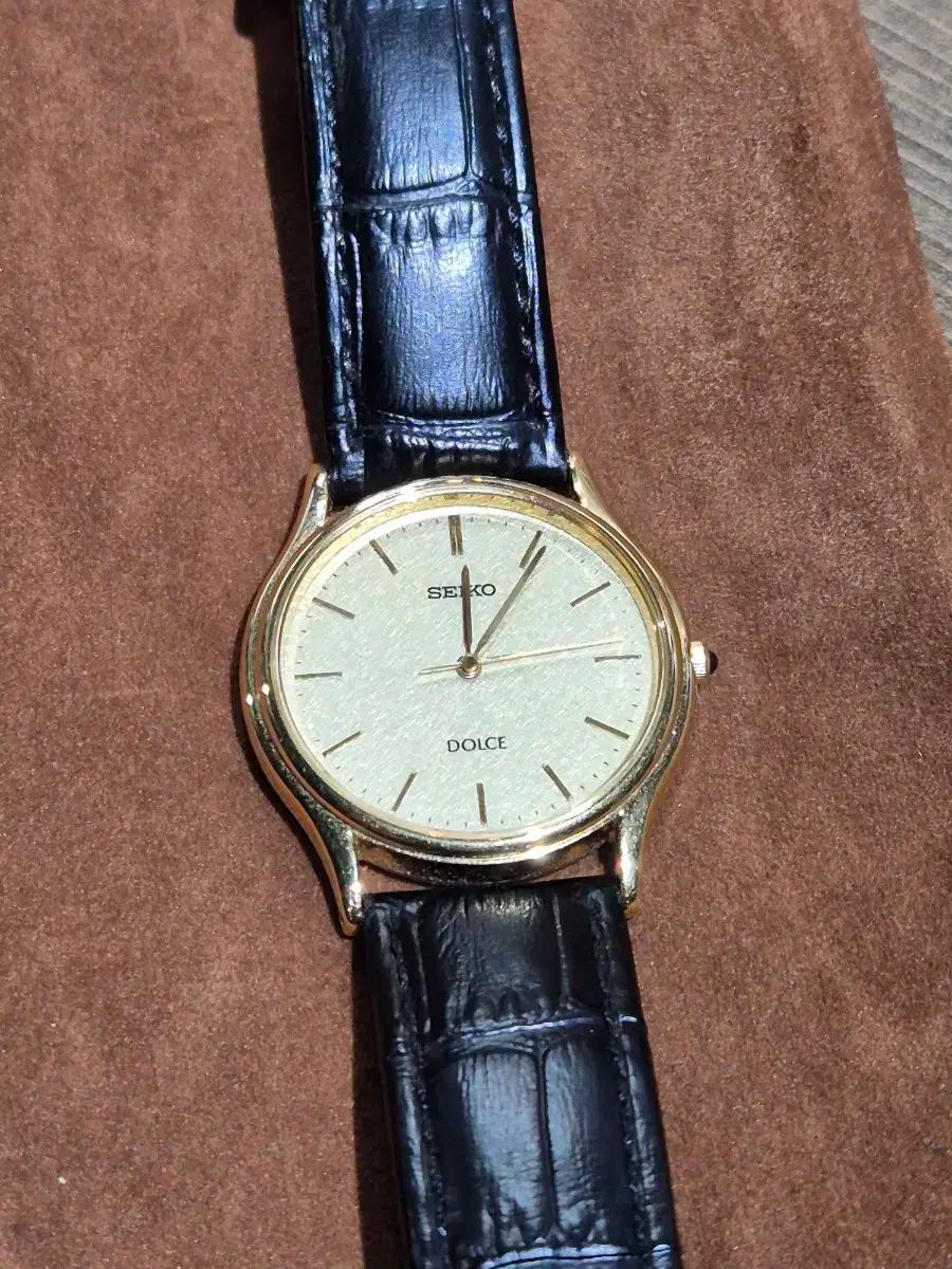 SEIKO セイコー ドルチェ 8j41 ー 6100