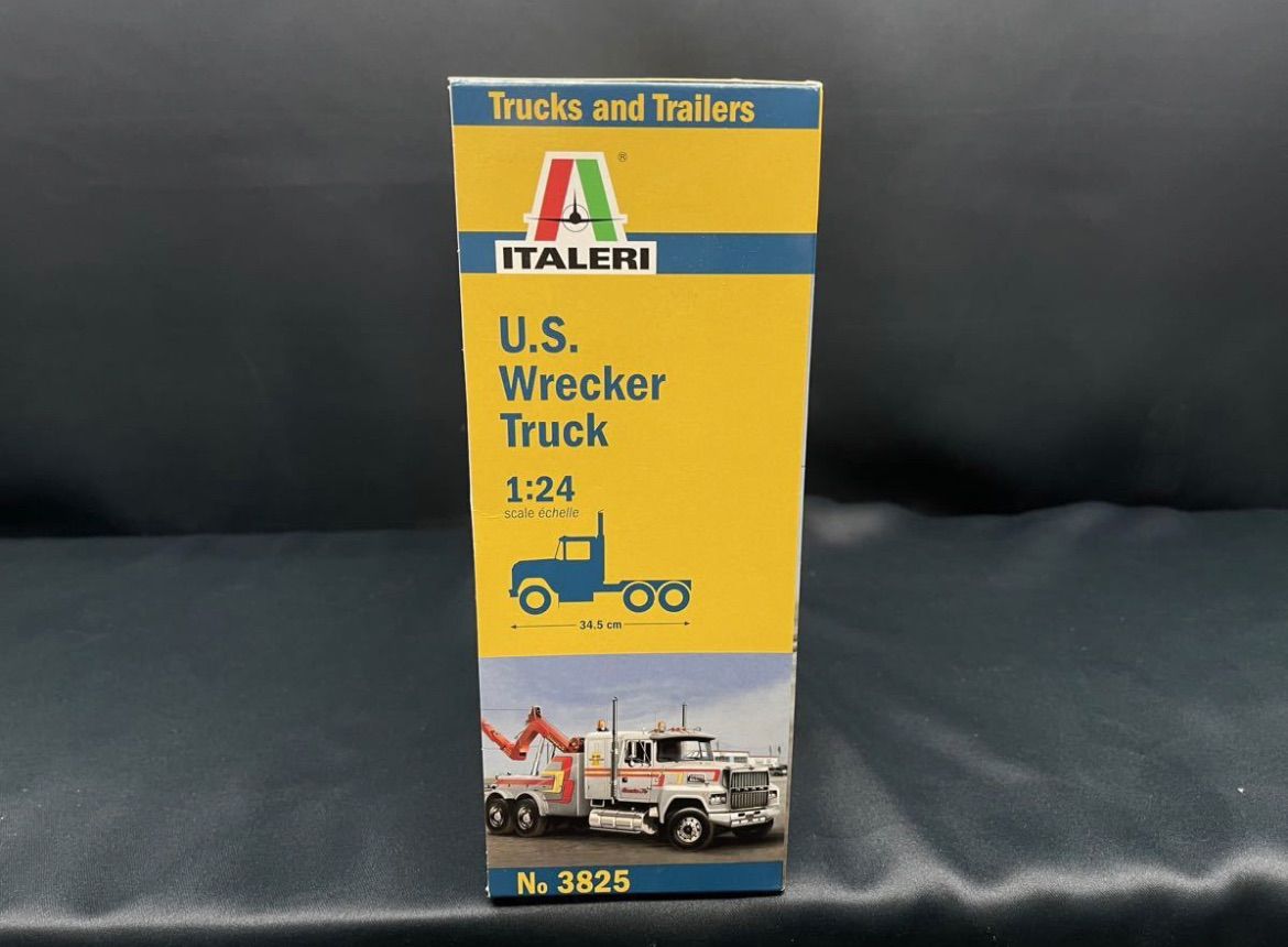 IT3825 1/24 アメリカ レッカー車 U.S. Wrecker Truck プラモデル