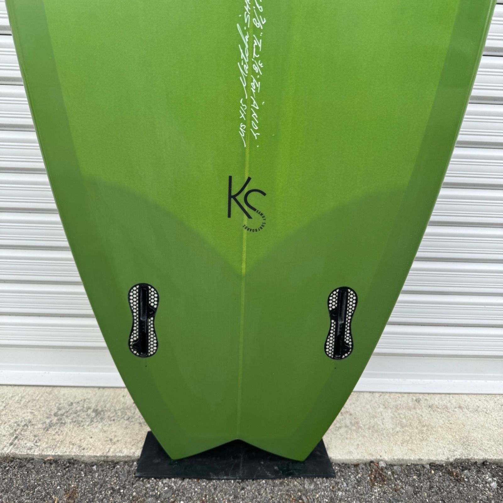 KAMUY（カムイサーフボード）中古美品 美中古 カムイ サーフボード KAMUY 5'5 1/2 MAXX TWIN 30.5L