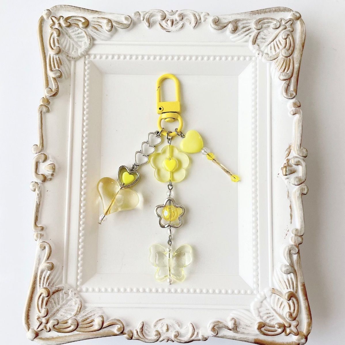 ビーズキーホルダー＊黄色＊ハートステッキ - メルカリ