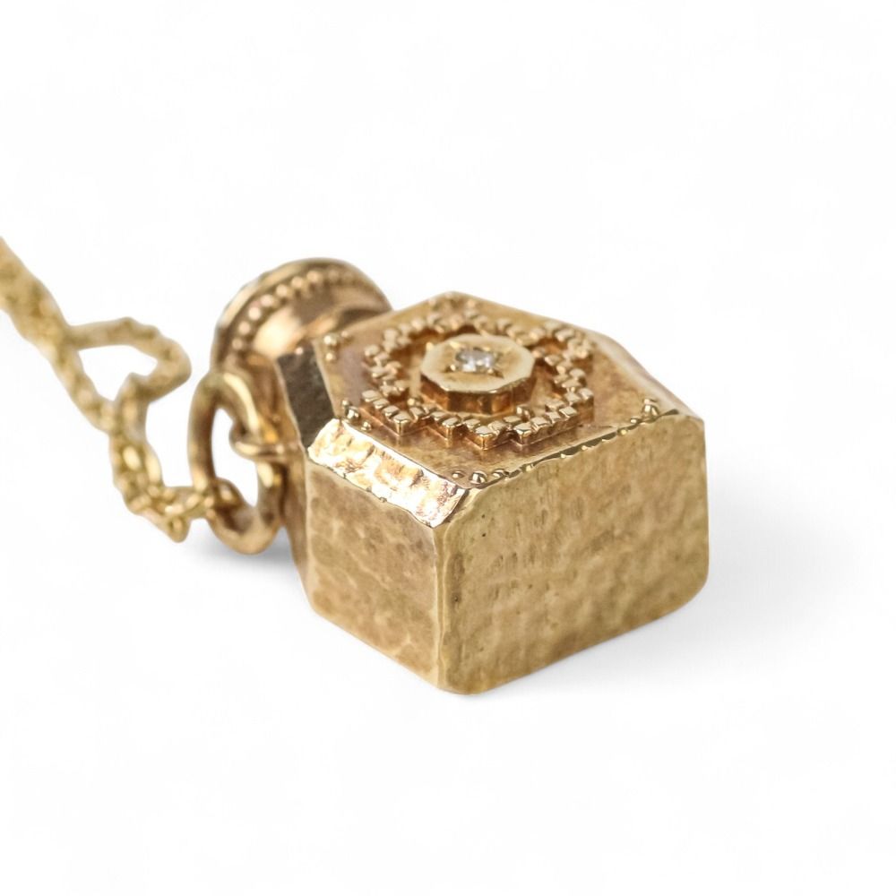 美品 SIENA ROSE シエナロゼ K10 Laube ローブ 香水瓶 チャーム