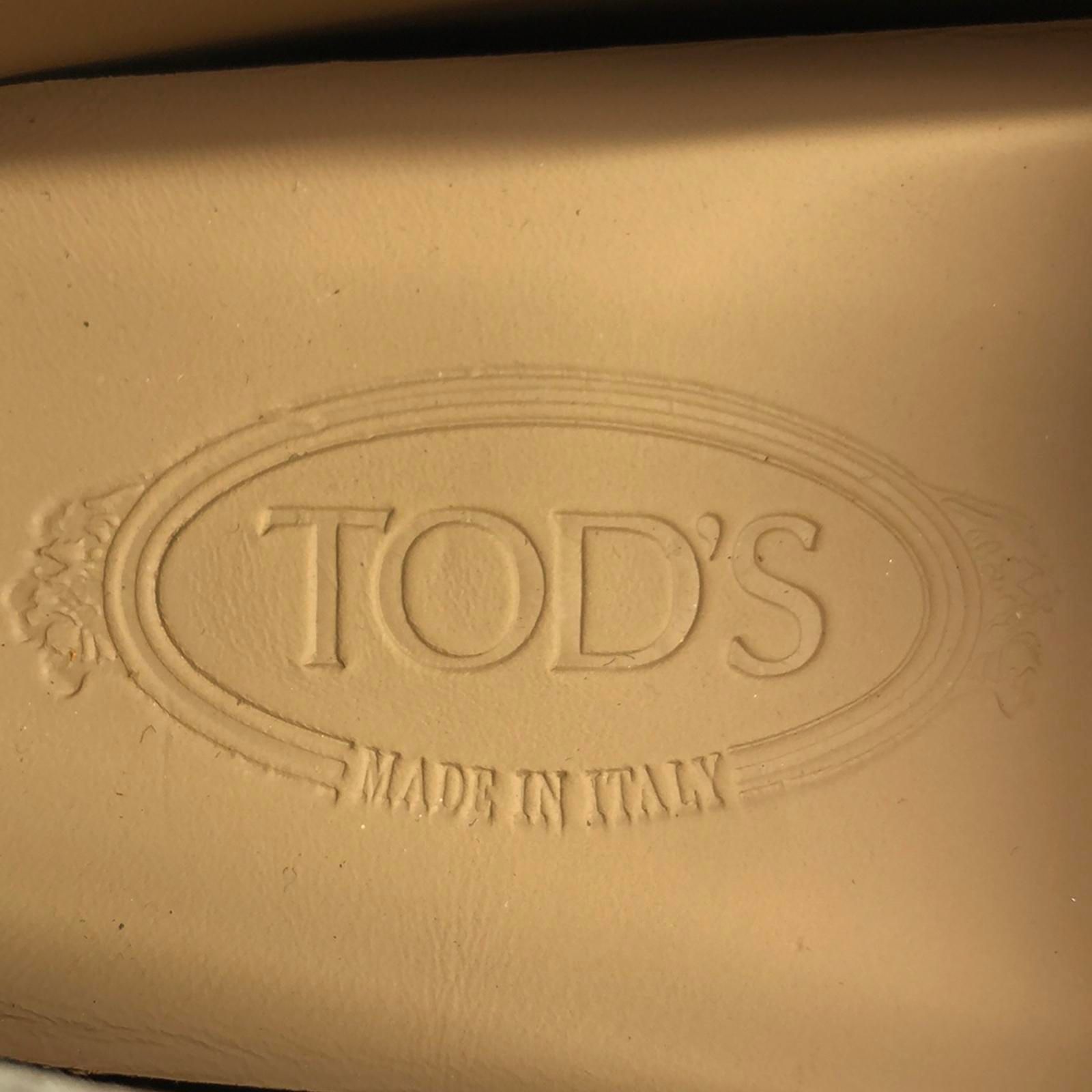 TOD'S トッズ モカシン 【Maroon】