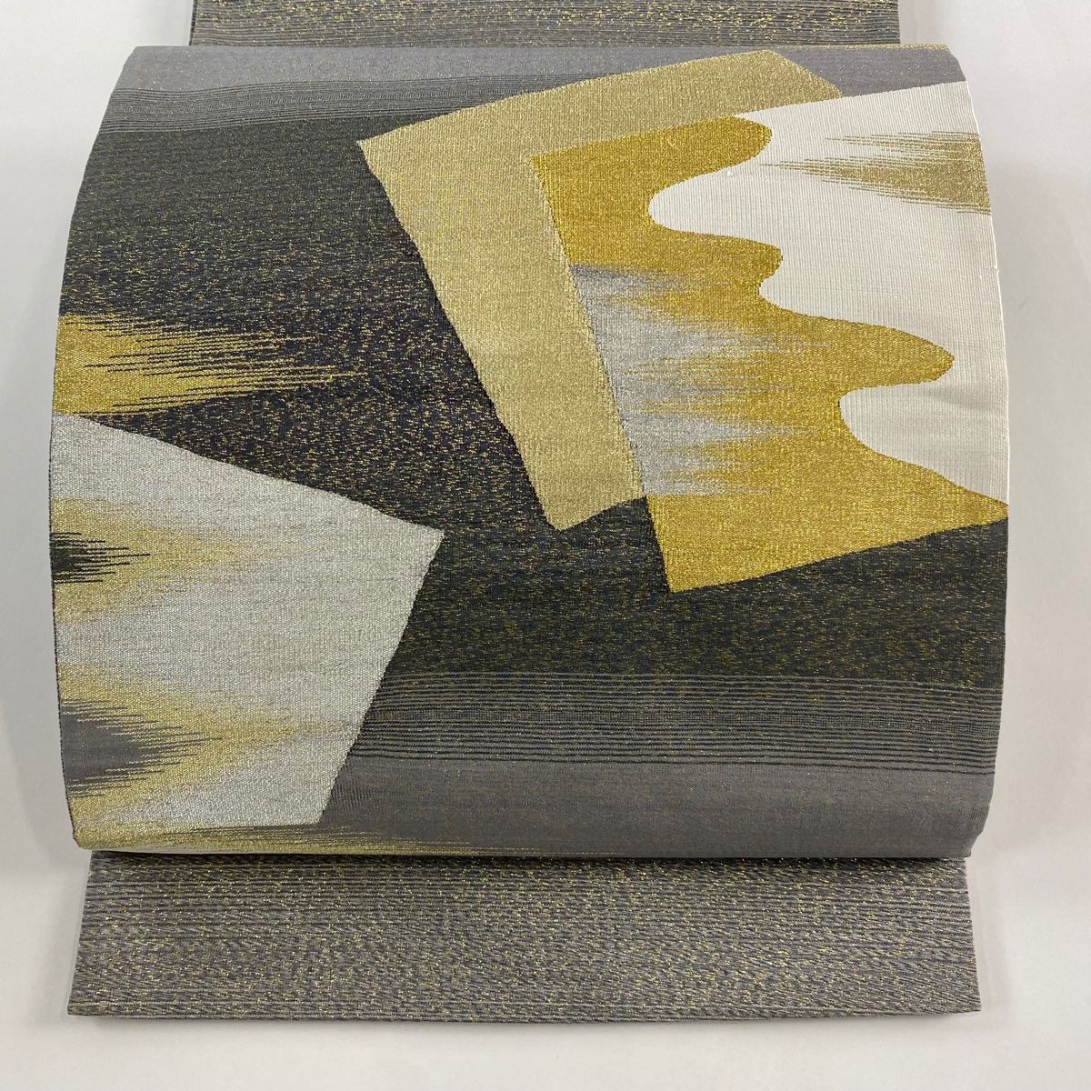 袋帯 秀品 色紙 霞 金銀糸 灰緑 お太鼓柄 正絹