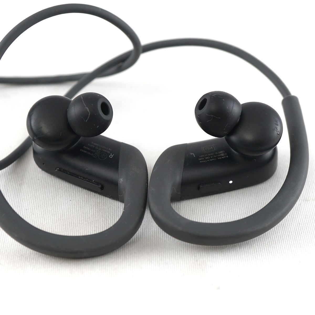 Beats by Dr.Dre Powerbeats ワイヤレスイヤホン USED品 MWNV2PA/A 