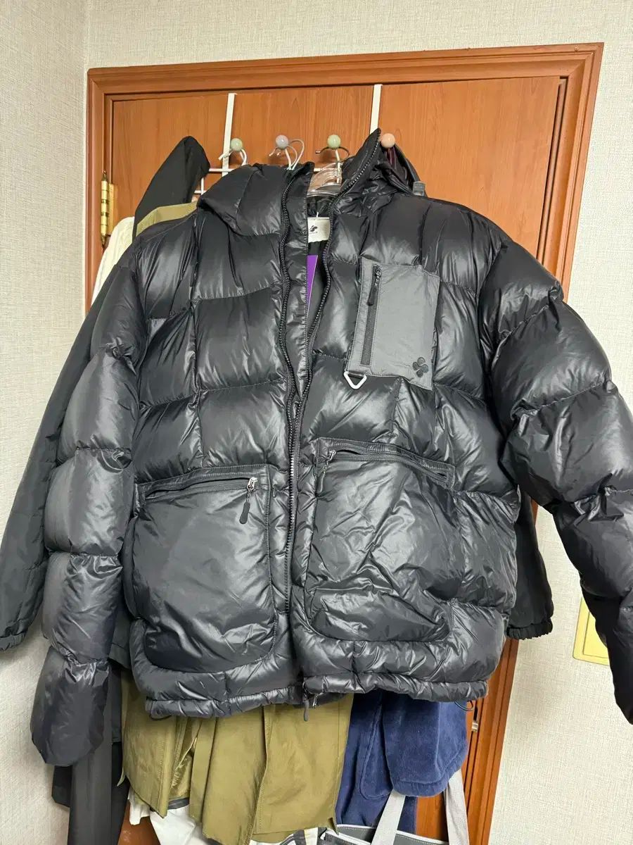 フードフード ダウンジャケット 出品