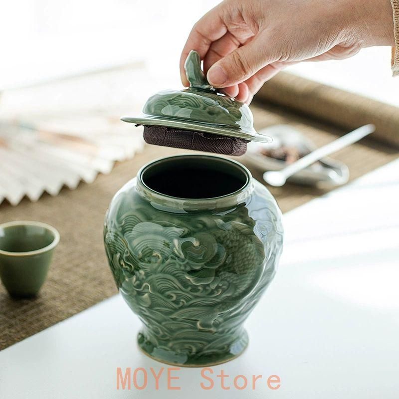 中国美術 青磁浮彫り錦鯉茶筒 茶器 茶入れ 青磁 茶道具 新品未使用