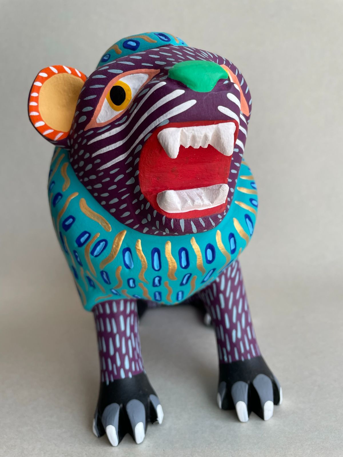 アレブリヘス メキシコ工芸品【吠えるライオン】サイズ特大⭐️ - メルカリ