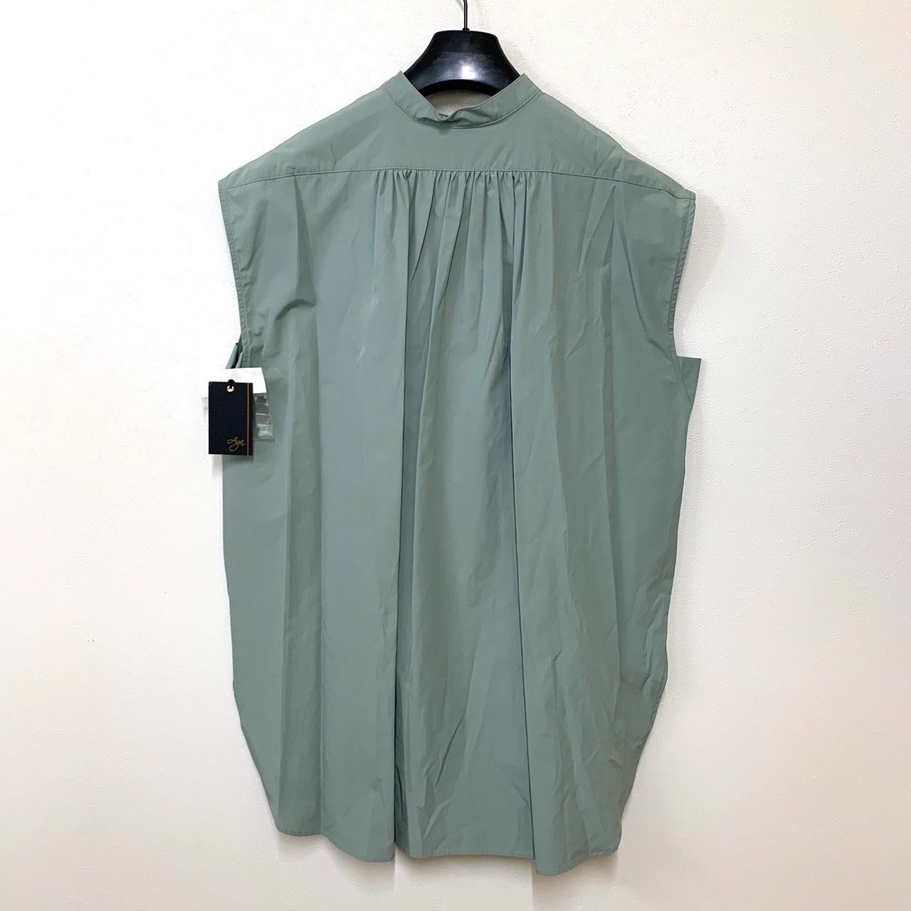 Aga】アーガ/ノーカラープルオーバーブラウス/38/未使用品/ヤマダヤ 