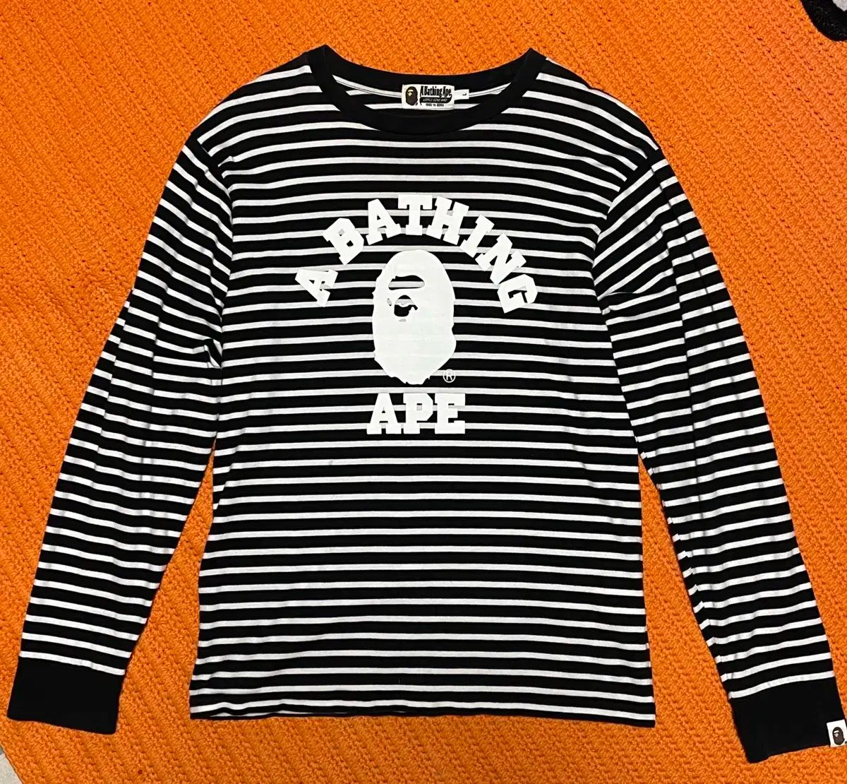 A BATHING APE アベイシングエイプ ストライプ Tシャツ