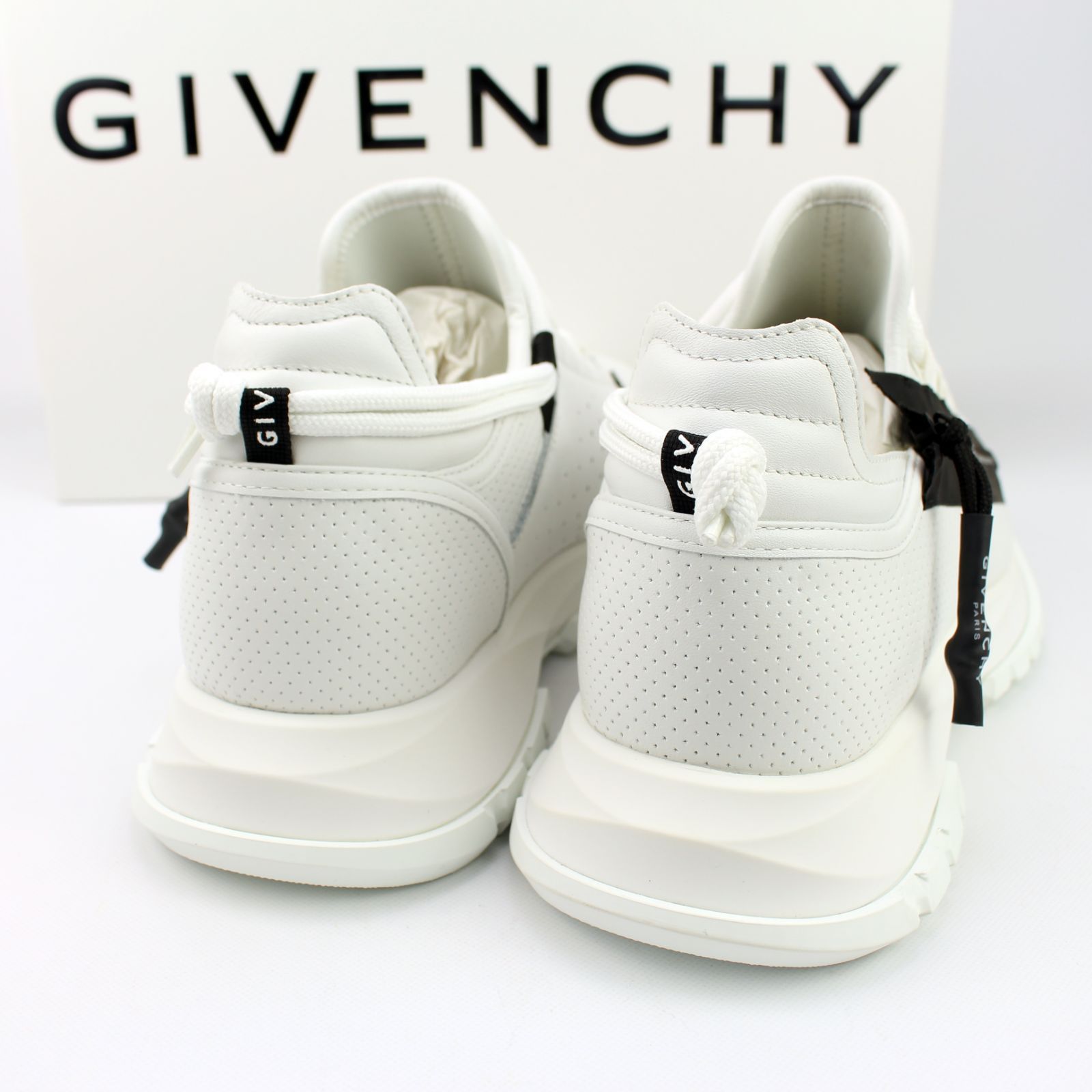 GIVENCHY スペクトルランナー ロートップ スニーカー GIVENCHY ジバンシィ ジバンシー スニーカー スペクトル ロー