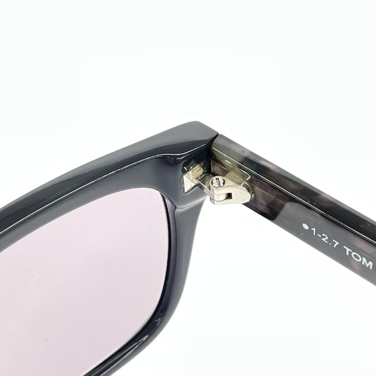 TOM FORD トムフォード サングラス 53□18 145 イタリア製 TF5477-F 