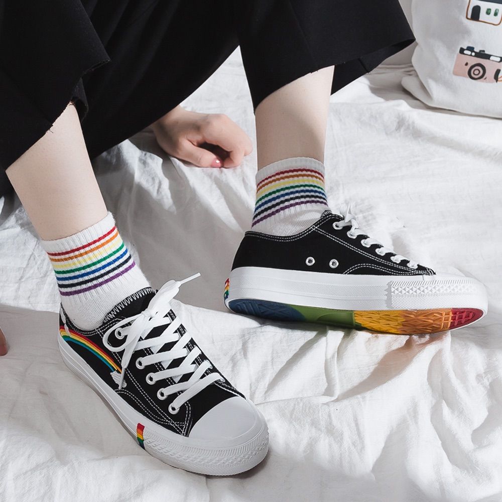 メルカリshops キャンバス スニーカー レディース ローカット 刺しゅう入り 靴 おしゃれ