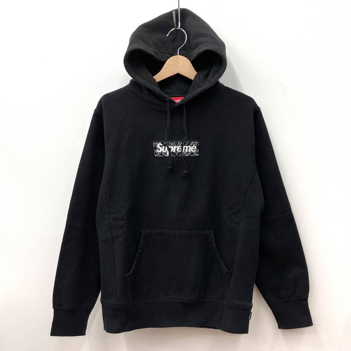 SUPREME ブラック パーカー Mサイズ Supreme ブラック パーカー M