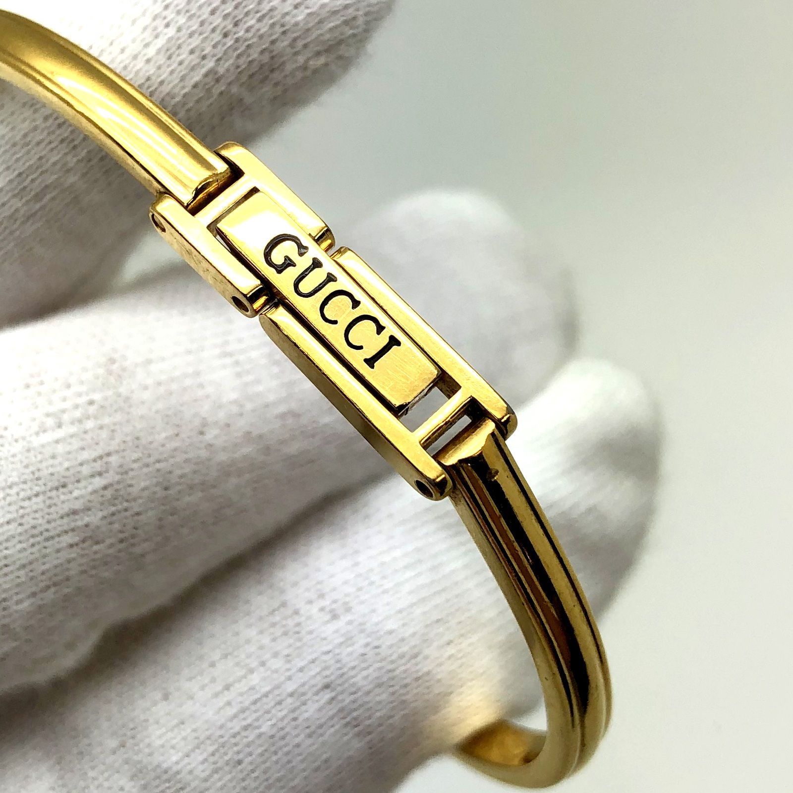GUCCI チェンジベゼル　11/12.2 腕時計 GUCCI/グッチ】 11/12.2 チェンジベゼル6 コマ調整不可 腕時計