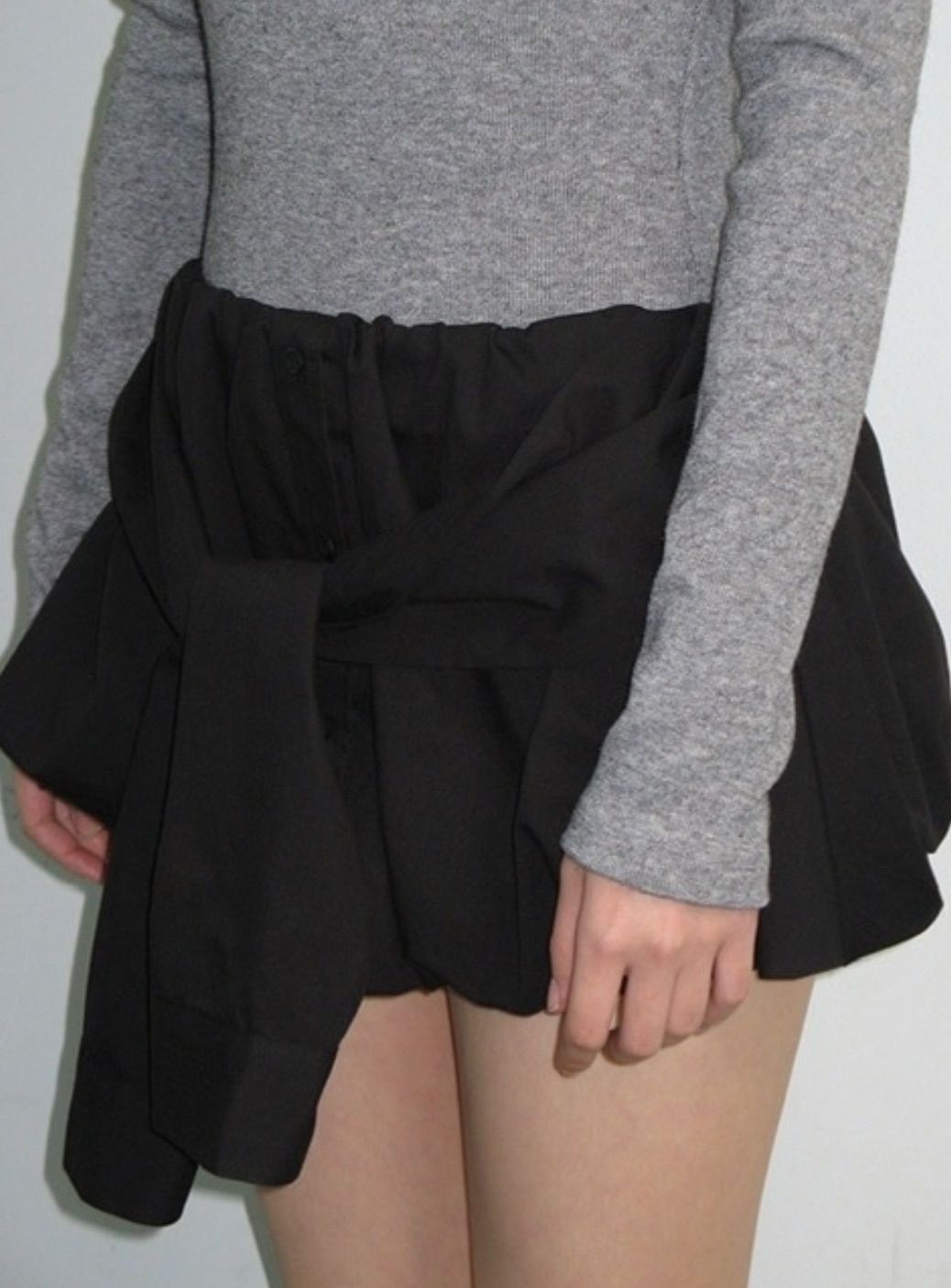 CRANK SLEEVE TIED BALLOON SKIRT