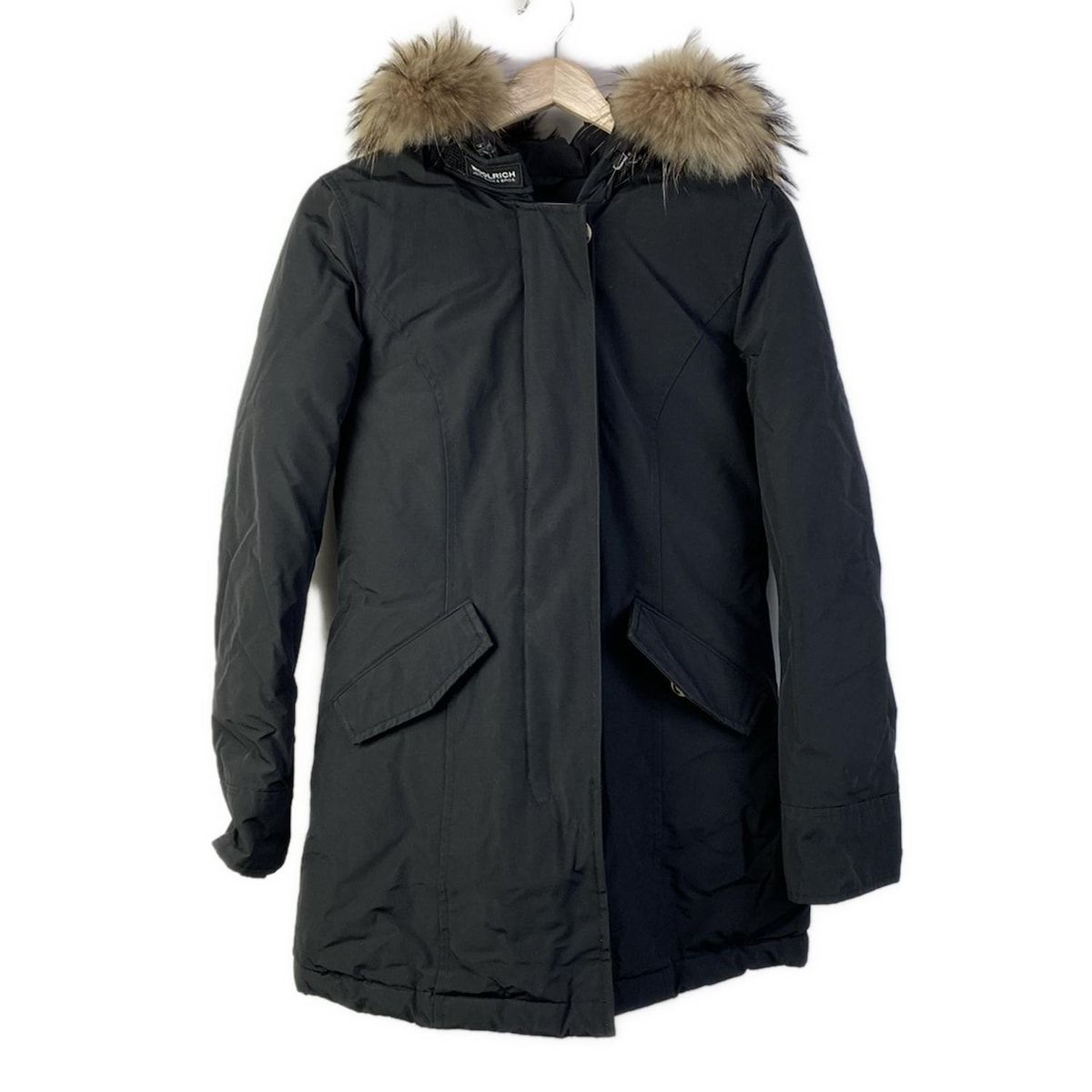 WOOLRICH ウールリッチ ダウンコート サイズXS レディース - 黒 長袖|ファー|ジップアップ|冬