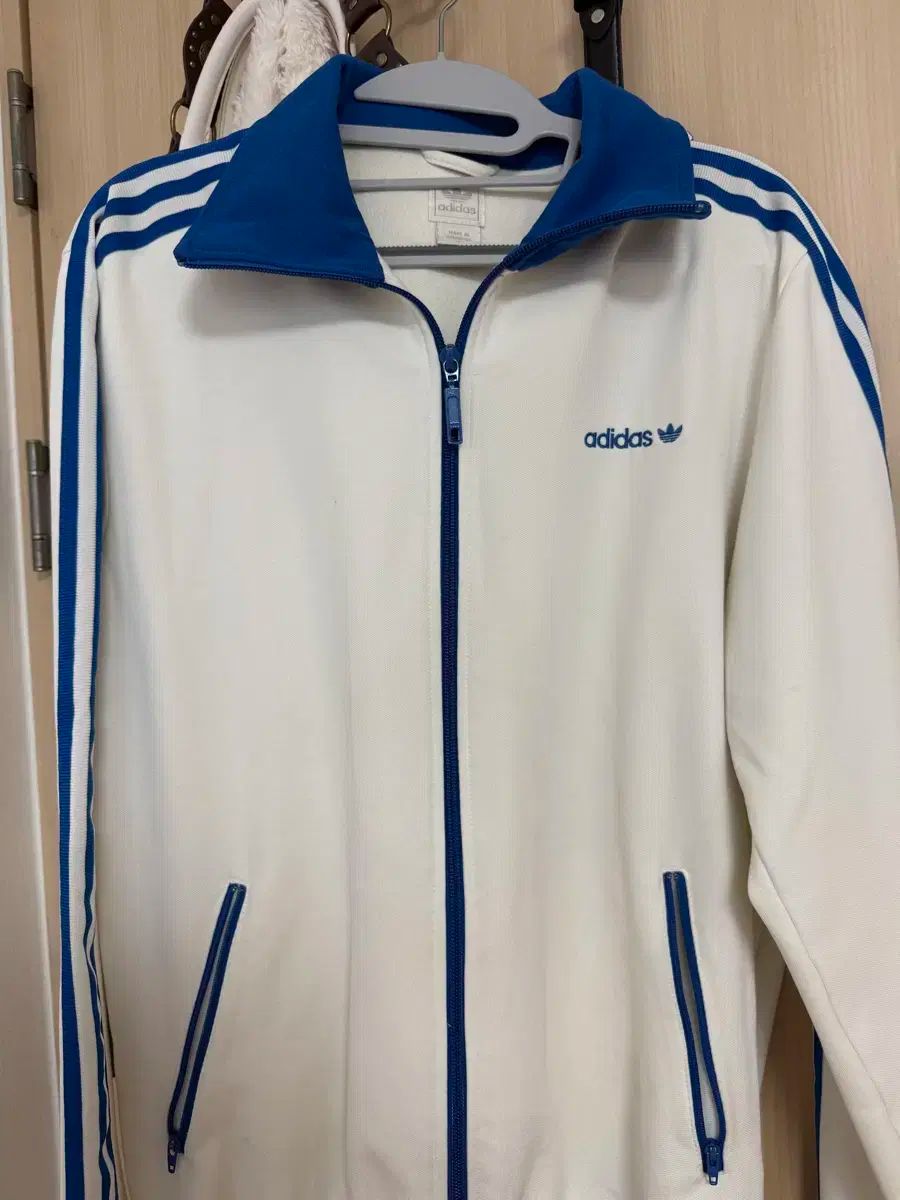 ヴィンテージ adidas アディダス 白 ブルー ジャージ