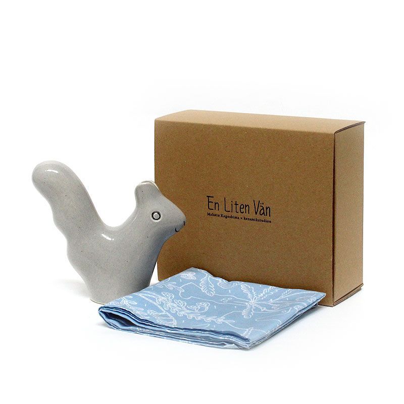 鹿児島睦 花瓶 箱付き 猿 さる グレー En Liten Van Mokey