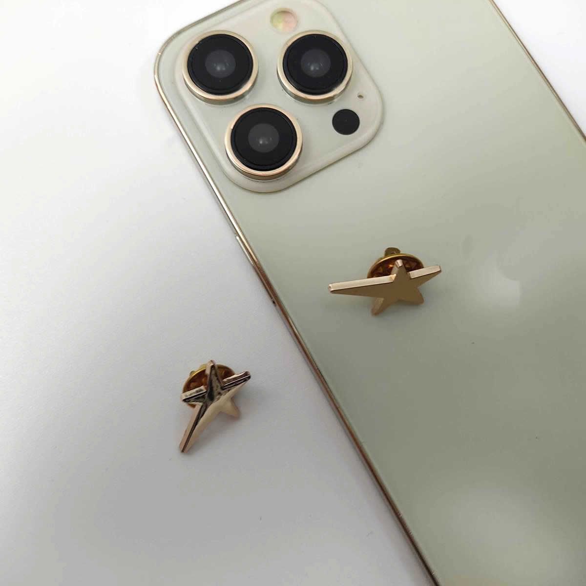 星 五角形 ピンバッジ ピンズ 流れ星 ゴールド/ブラック 2個