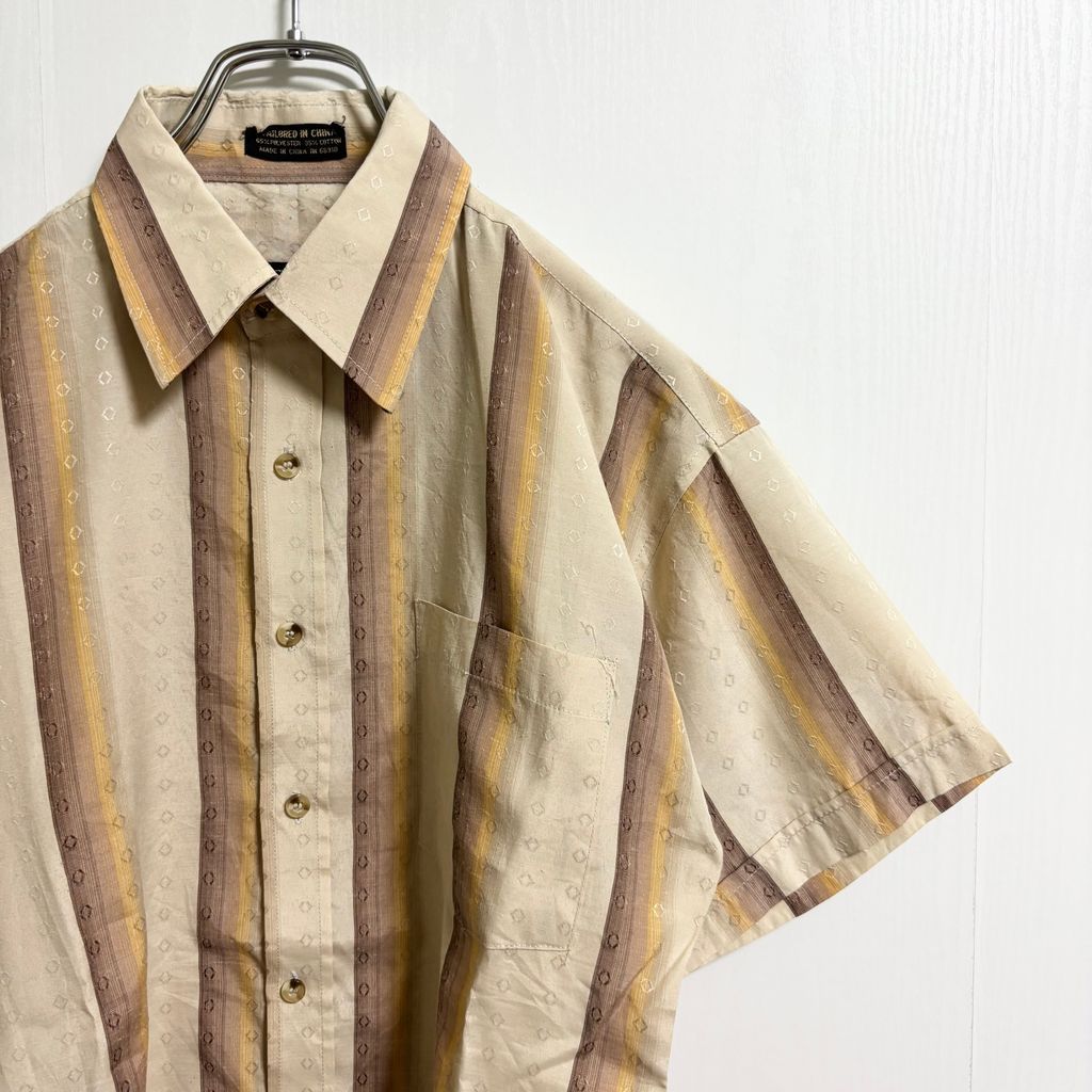 古着 used 半袖ストライプシャツ 総柄 レトロデザイン ベージュ 夏服 