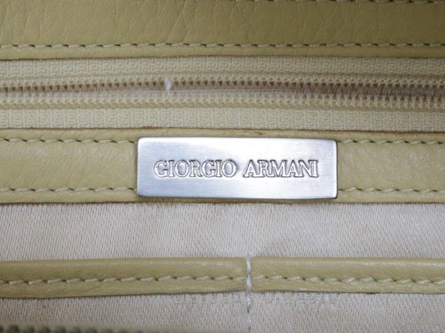 2408-42 ジョルジオアルマーニ ハンドバッグ GIORGIO ARMANI レザー製 クリーム系 小物入れ付き