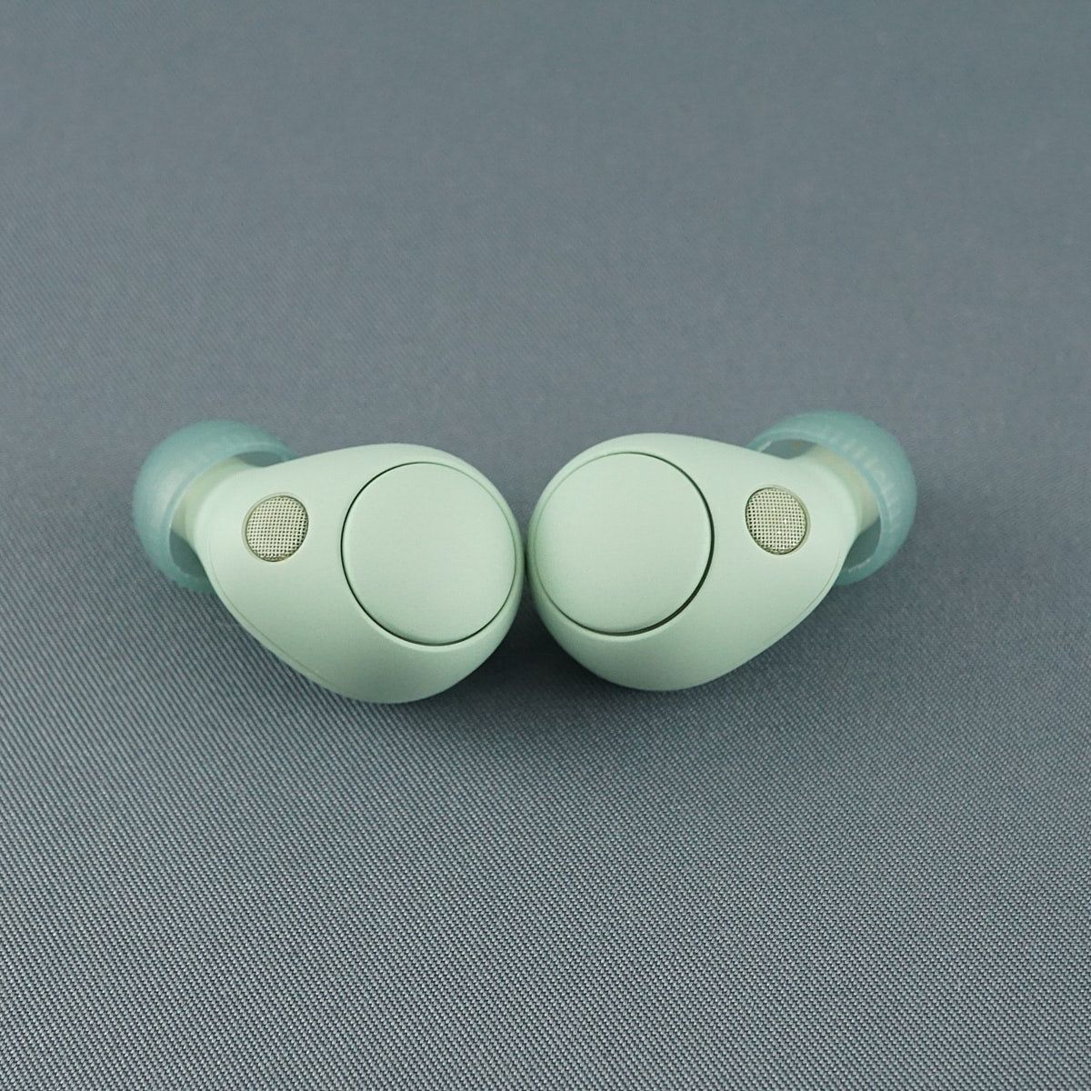 新品未使用 SONY WF-C700N ワイヤレスイヤホン SONY WF-C700N (W) [ホワイト] 価格比較 - 価格.com