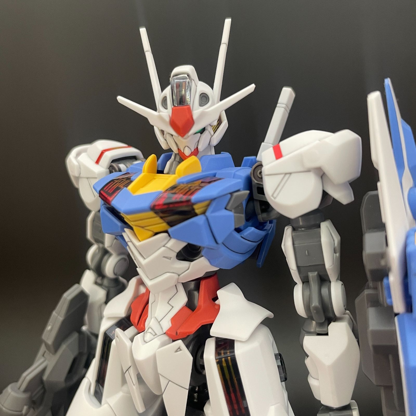 ガンダムエアリアル　スレッタマーキュリー　パラレル　r+ c+　2枚セット 水星の魔女 スレッタマーキュリー×ガンダムエアリアル 完成品