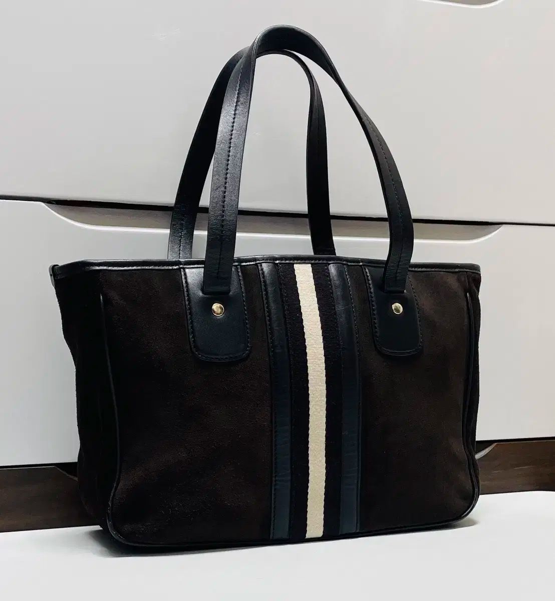 BALLY(バリー) スエード トートバッグ - メルカリ