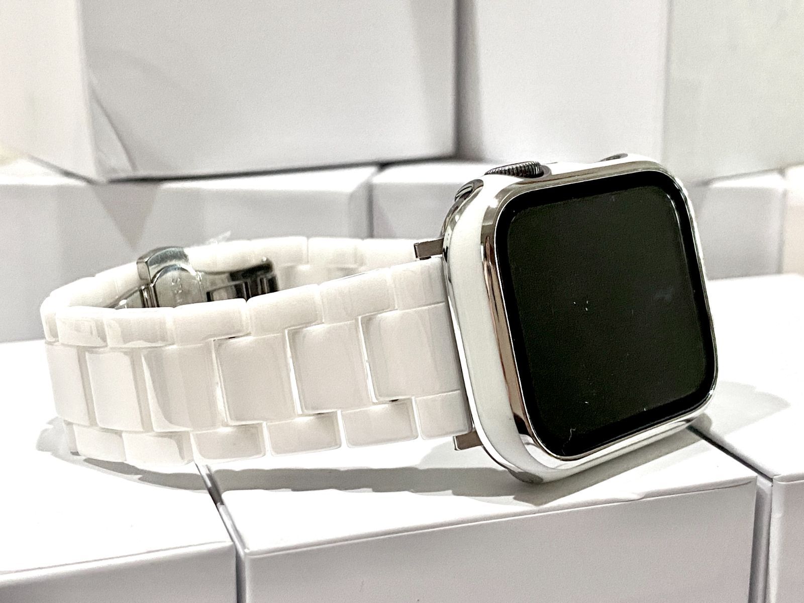 新品】アップルウォッチ 純正バンド 白 ホワイトセラミック×ホワイト