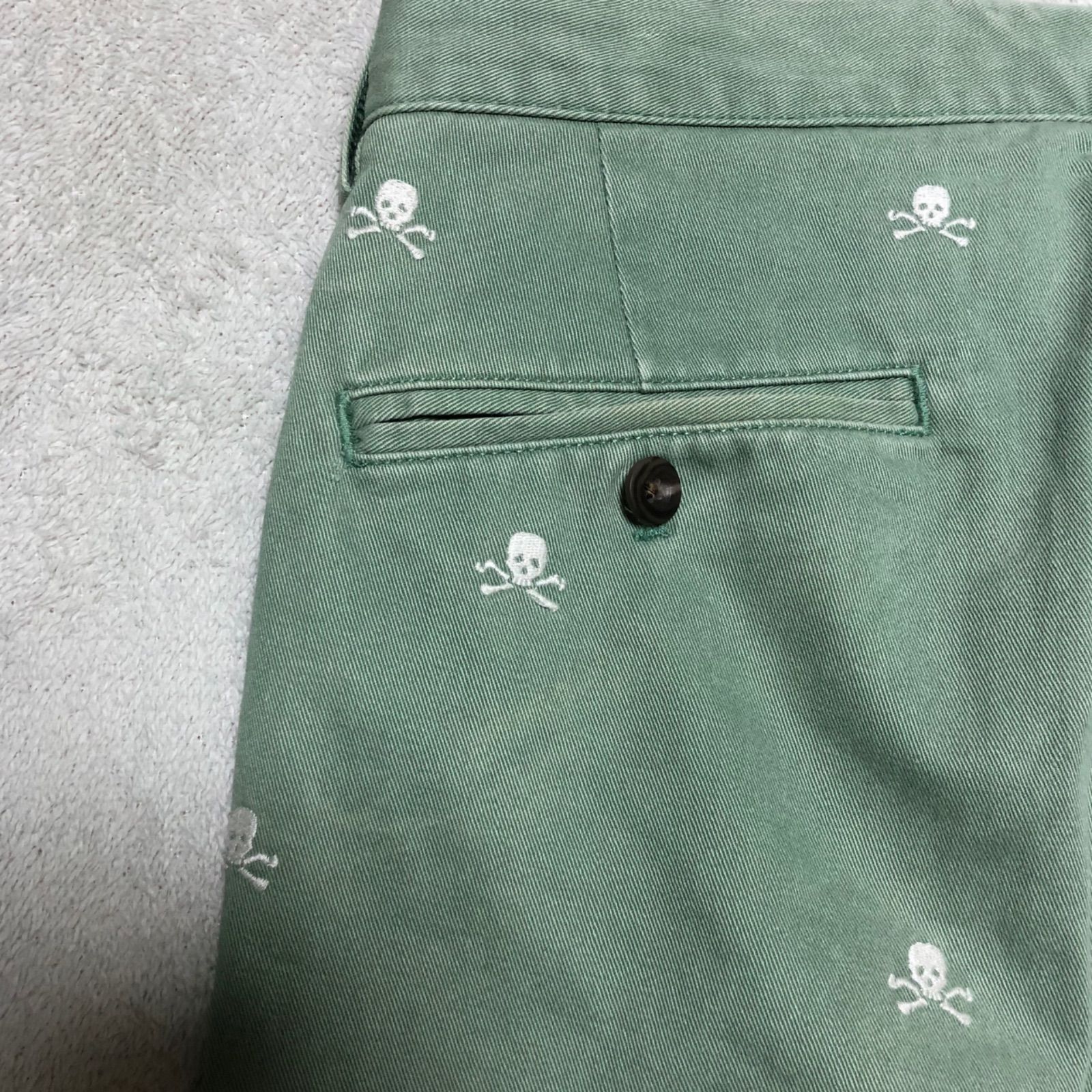 チノパンツ