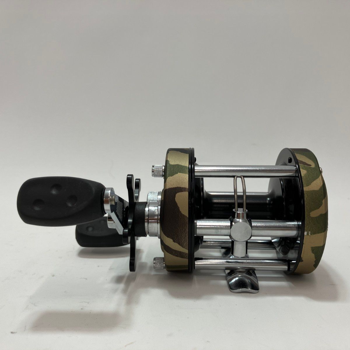 Abu Garcia アブガルシア 両軸リール アンバサダー 6500 C3 CAMOアブ
