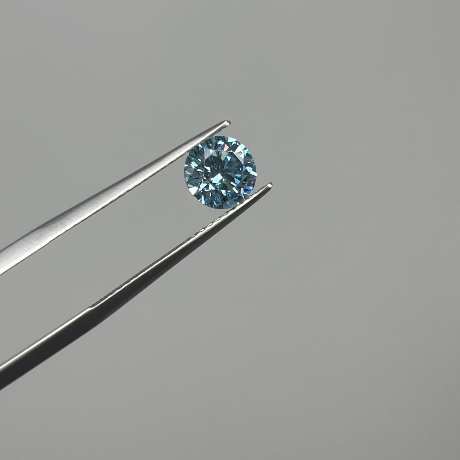 ラボグロウンダイヤモンド1.00ct G-VS1 ラボグロウンダイヤモンド 1ct VS1クラス FANCY VIVID BLUE IGI
