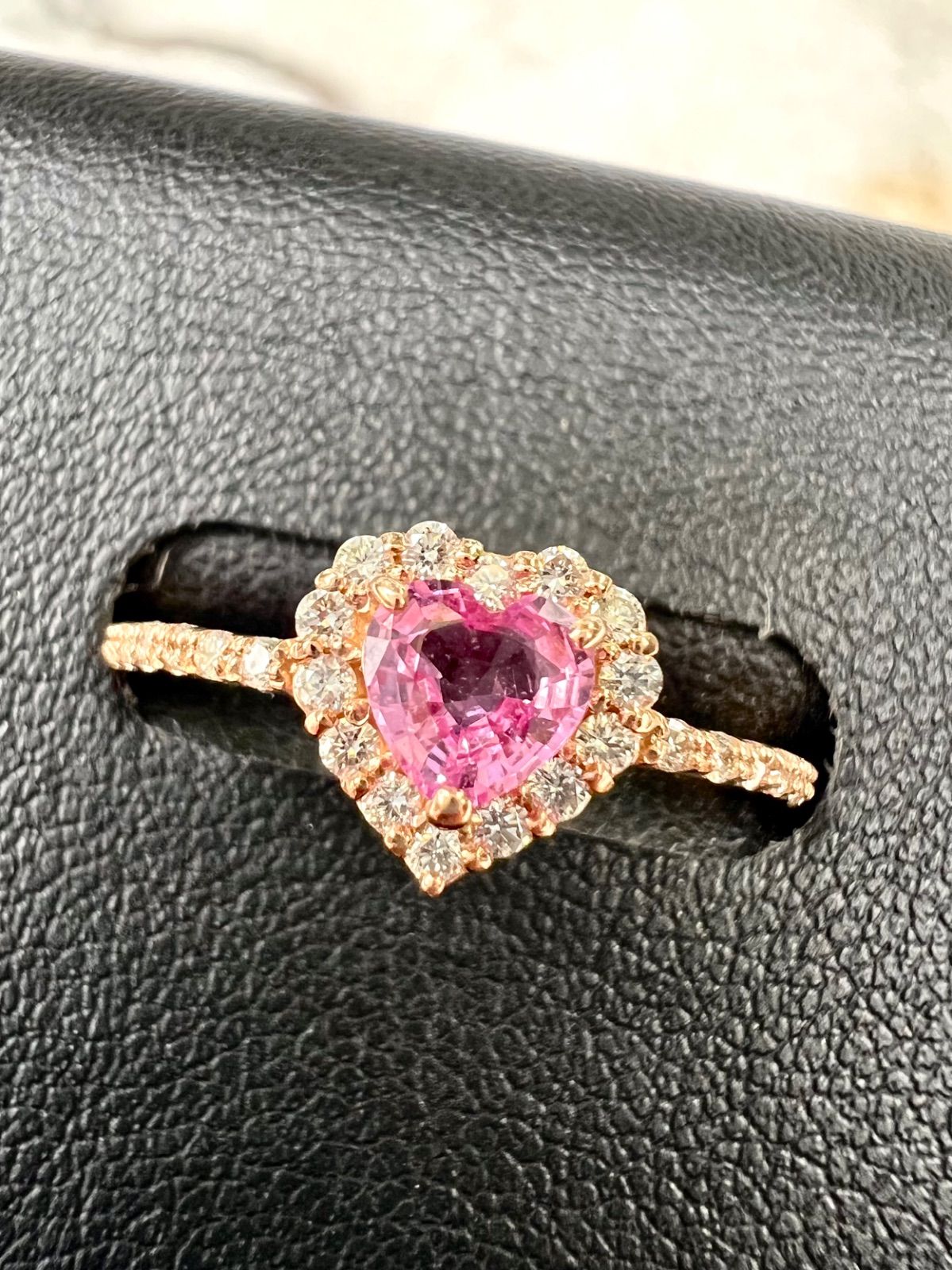 K18PG鑑別書付属ハートピンクサファイアダイア取り巻きスタッドピアス■4935ｐｓ-1 K18PG ハート！パパラチアサファイヤ0.448ct ダイヤモンドリング DGL