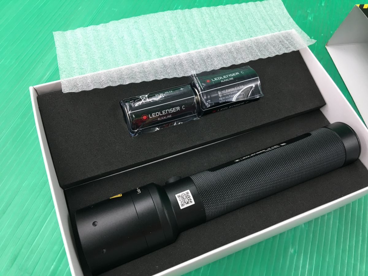 ☆LEDLENSER レッドレンザー LED 懐中電灯 i9 CRI LEDライト 未使用品