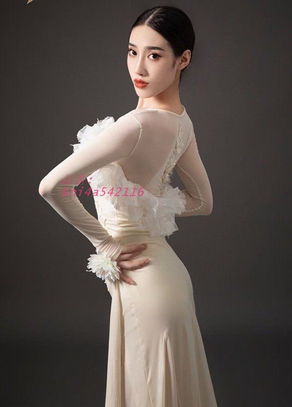 衣装 ワンピース