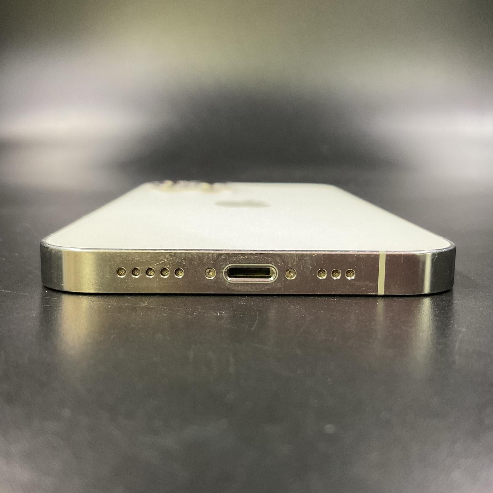 全額返金保証】【最速発送】Apple iPhone 12 Pro 128GB シルバー  