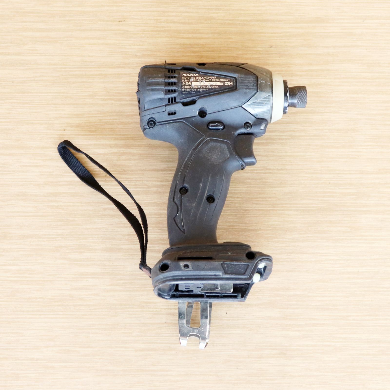 マキタTD134D インパクトドライバ14.4v