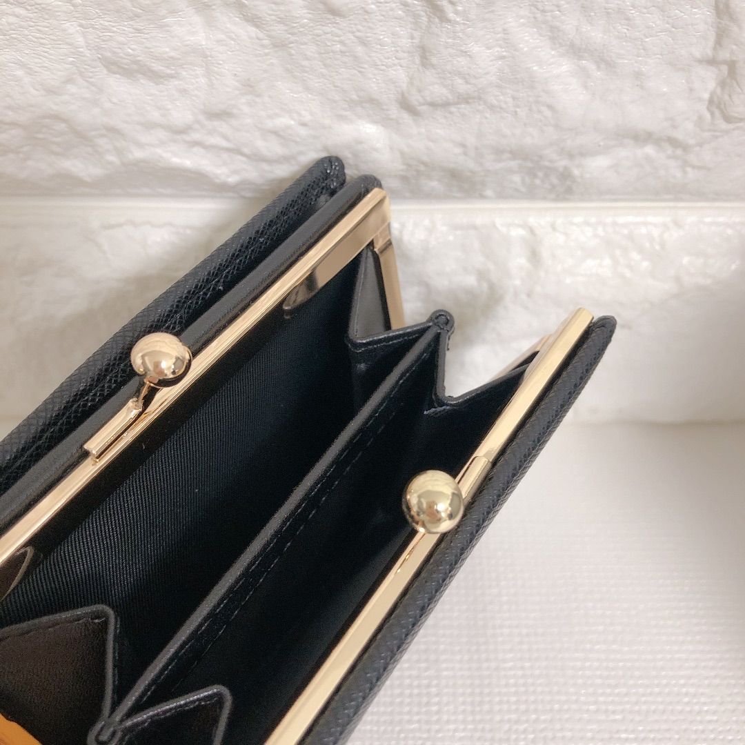 【大人気♡ショッパー付】新品 Vivienne Westwood エナメル 黒 大人気♡ショッパー付】新品 Vivienne Westwood エナメル 黒