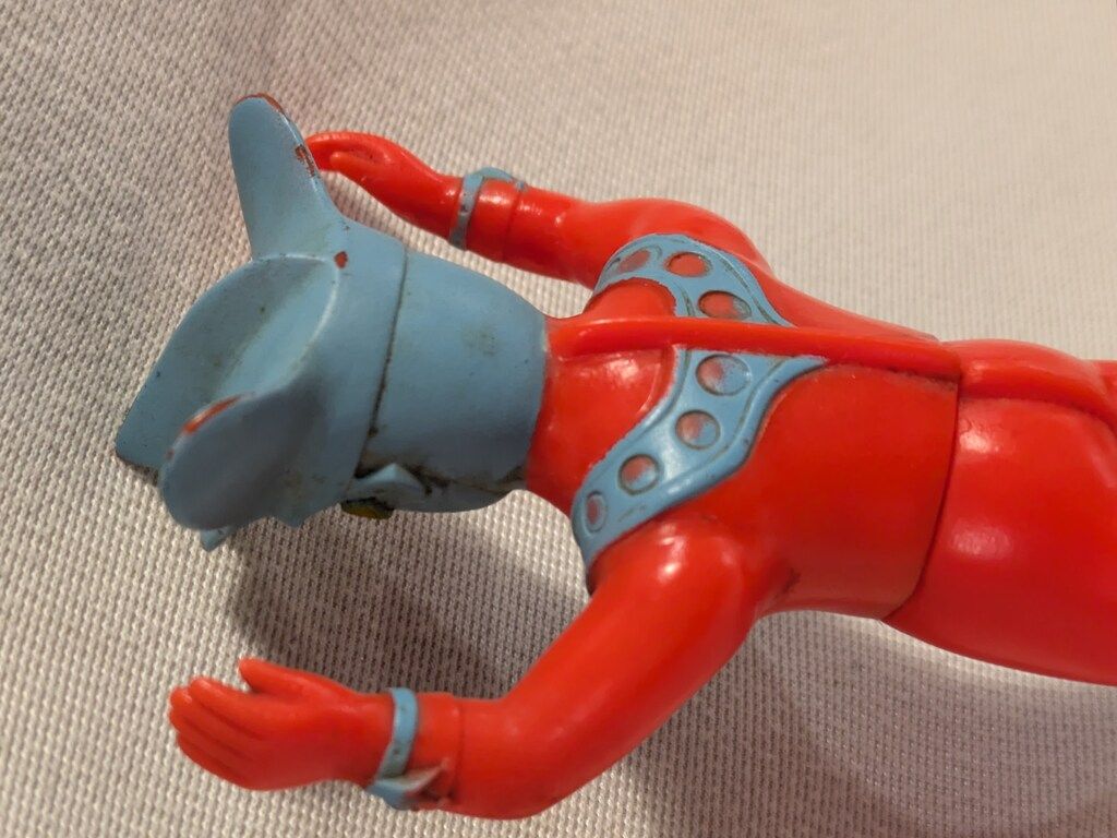 ブルマァク ブルマァクミニサイズ ウルトラマンレオ 赤成型