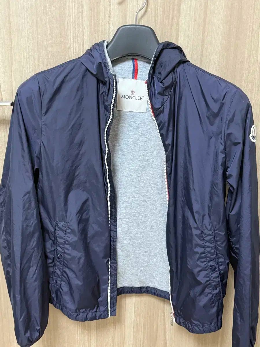 MONCLER(モンクレール) ネイビー ウィンドブレーカー - メルカリ
