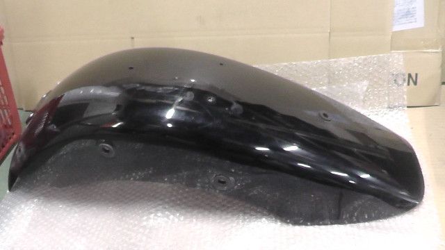 エリミネーター250V VN250A-005xxx の リアフェンダー 傷 1758088143