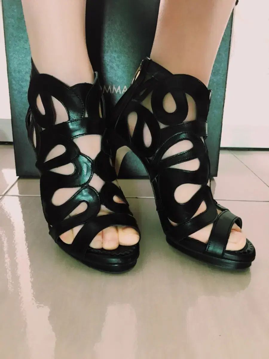 SUECOMMA BONNIE シューコンマボニー ハイヒール サンダル