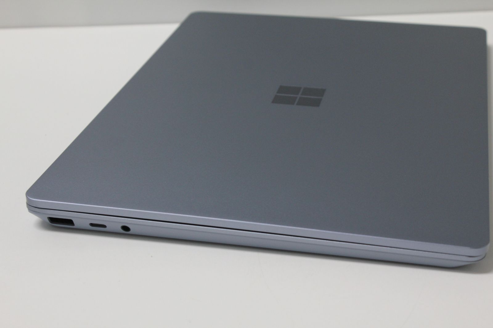 Surface Laptop Go 3/intel Core i5/256GB/8GB ⑤