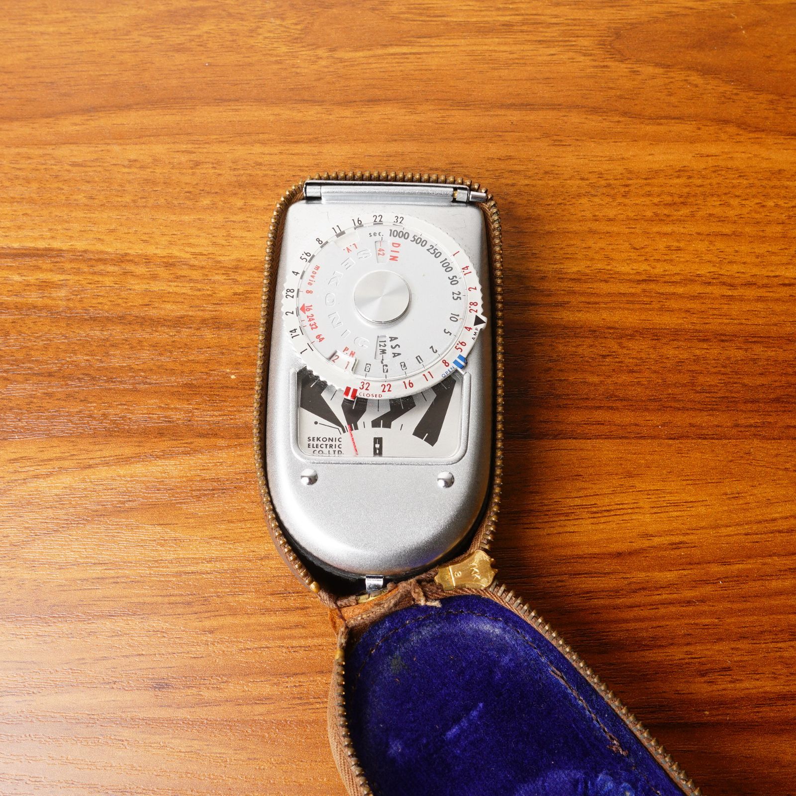 セコニック SEKONIC リーダーデラックス2 露出計 - メルカリ