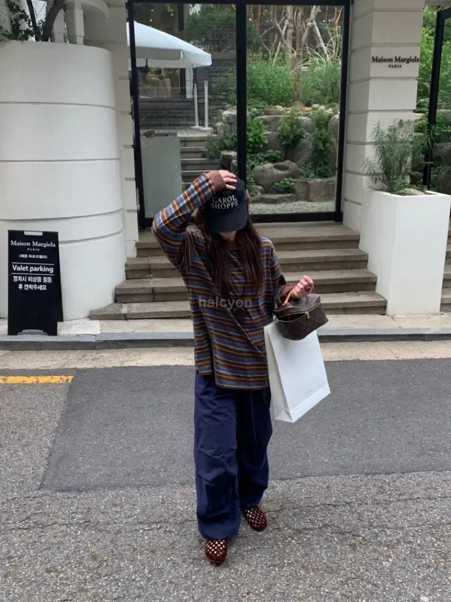 バスケットバレルピンタックパンツ ブルー